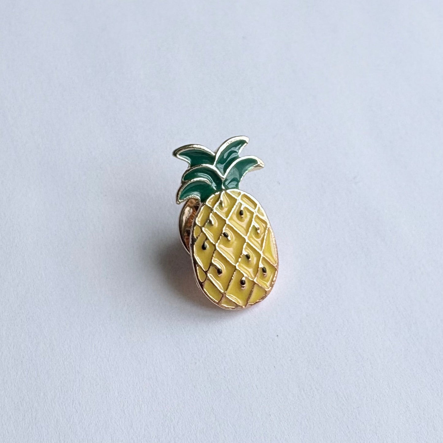 Pineapple Pin